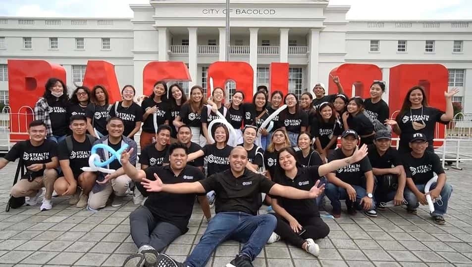 StealthAgents team gathered outside the Bacolod city hall